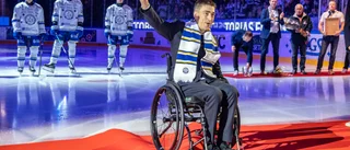 Forsberg uppmärksammades på isen – och höll tal: "Leksing tills jag dör" • Video: Se hyllningen här