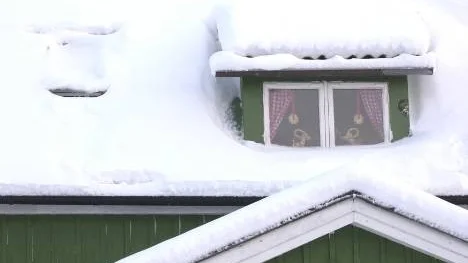 Att reparera en frysskada i ett fritidshus kan bli en dyr affär. Det är därför viktigt att förebygga skadorna.