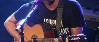 Tom Morello spelar med E Street Band
