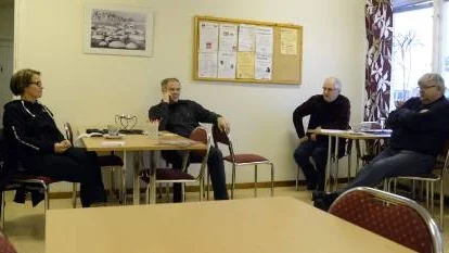 Riksdagskvinnan Maria Stenberg (S) diskuterade orättvisa skatter med Arjeplogspensionärerna Erland Lestander, Kjell Marklund och Jan-Ove Nilsson som deltog i det landsomfattande pensionärsuppropet.