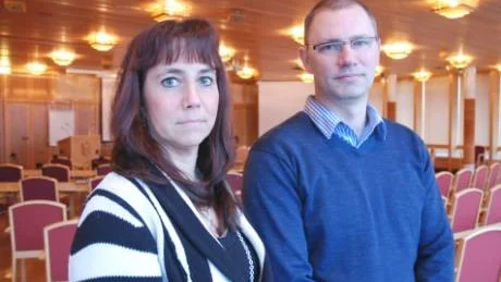 INGEN TVEKAN. "Det rådde ingen tvekan om att vi skulle återuppta vård- och omsorgsprogrammet", säger Sven Nordlund ordförande i utbildningsnämnden (MP). Här tillsammans med utbildningschef, Charlotte Sundqvist.