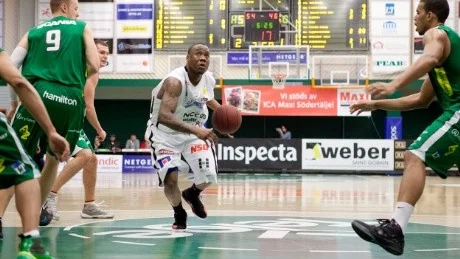 Rudy Mbemba hade ingen av sina bättre kvällar i Telgehallen.