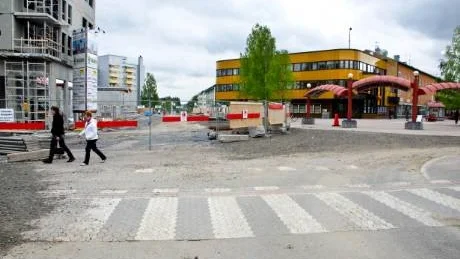 gågator. Planen på att införa gågator eller gångfartsområden på Kungsgatan och Kyrkogatan kan påbörjas i höst.  Foto: Håkan Zerpe