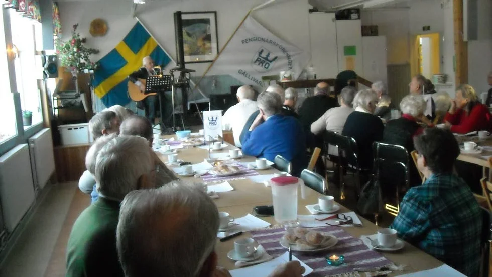 PRO:are. Samlade för medlemsmöte.