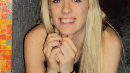 Malin Berglund, från Luleå, var med och vann NM i undervattensrugby.