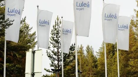 Nätverket Språkförsvaret hävdar att Luftfartsverkets "airport" är ett brott mot språklagen och anmäler därför verket till JO. Foto: Bengt-Åke Persson