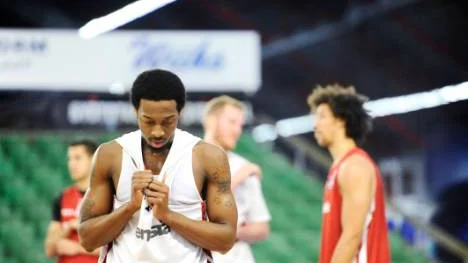 Höga krav. LaMarcus Reed gör debut för LF Basket i kväll - mot skräckmotståndaren Södertälje.
