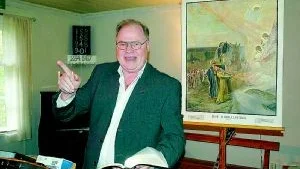 Sten-Ove Glennemo, pastor och koordinator i LP-verksamheten, föreläste om hur man kan ta sig ur ett liv i missbruk och hitta harmonin.Foto: Magnus Johansson