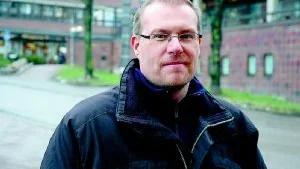 Trots att brotten i Finspång ökade under 2006 är inte närpolischefen Tony Georgson orolig.  Brottsboomen första halvåret 2006 fick alla att vakna till och nu är brottsfrekvensen åter vikande.Foto: Magnus Petersson