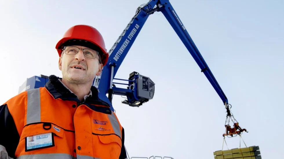 Last. ShoreLink vid Haraholmen sköter lastningen. "Men det är transportören som är ansvarig för lasten", säger Ola Isaksson, Shorelink. (arkivfoto)