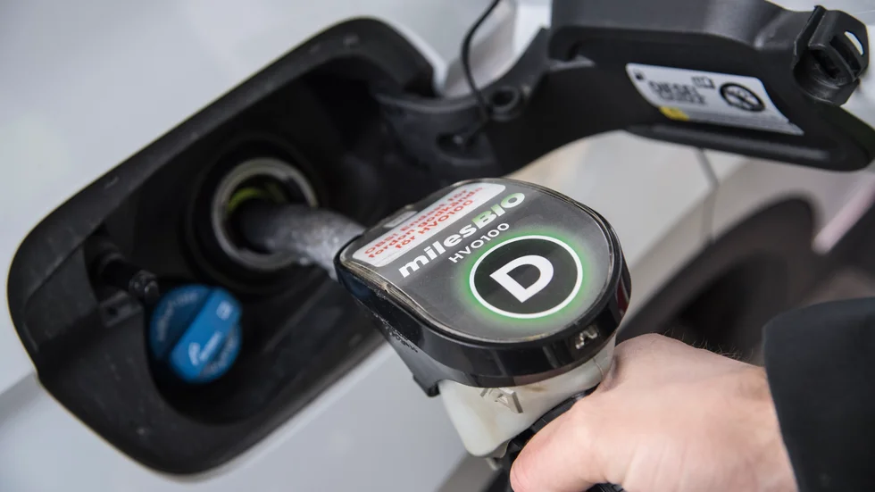 Dieselpriset sänks från årshögsta nivåer. Arkivbild