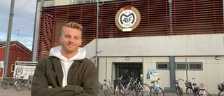TEXT och TV: Lukas Eek om sin lyckosamma roll i Maif: "Jag hade glömt hur kul det är"