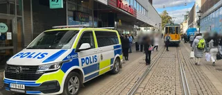 En person till sjukhus efter grov misshandel i centrala Norrköping