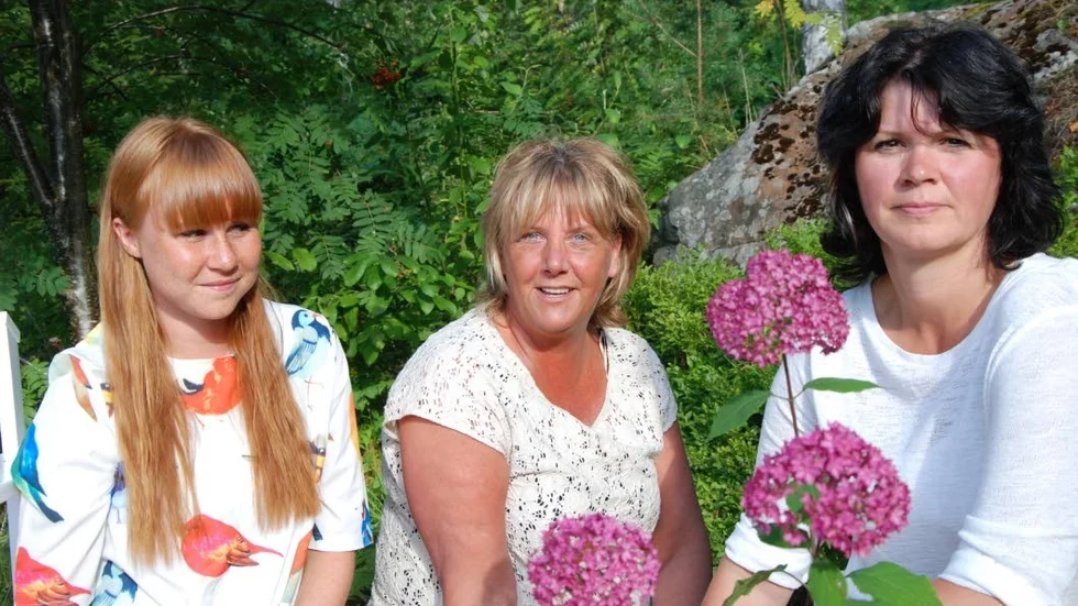Rosa vindar. En lokalorganisation av Feministiskt initiativ växer fram i kommunen. Cecilia Svensson, Elisabet Rehn och Anna Wårdell är tre drivande krafter bakom det.