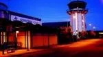 Kungsängens siffror blir bara mörkare. 2005 minskade passagerarantalet med 15 procent från 2004. Det nya bottenrekordet är förstås inget trevligt resultat för Norrköpings Kommun som nu tar över flygplatsen. Foto: Janne Forsby
