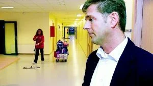 När det inträffar sådant som nu uppdagats på Ektorpsskolan i Norrköping bör vuxengruppen på skolan därför framförallt skärskåda sig själva och sin egen arbetsmiljö, skriver Widar Andersson om rektor Stefan Nemeths beslut att stänga skolan. Foto: Robert Svensson