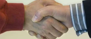 Handslag för svensk industris överlevnad
