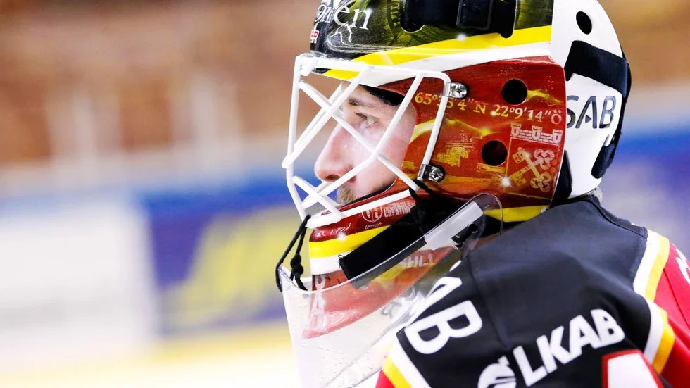 ETT ENDA. Joel Lassinantti släppte bara in ett enda mål mot Örebro - men det räckte inte till poäng då hans Luleå blev nollat.