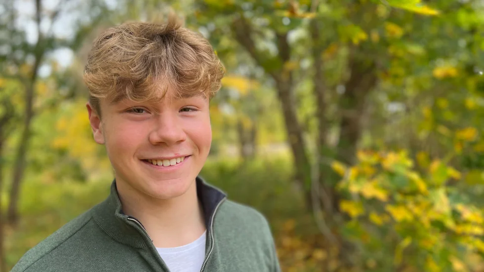 Carl Furhoff, 15 år, studerar första året på naturprogrammet på Katedralskolan i Linköping.  