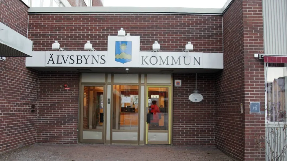 En skolkurator bröt mot sekretessen när hen berättade för en elevs förälder vad eleven uttalat i förtroende. Nu har kommunen tydliggjort rutinerna för att det inte ska ske igen.
