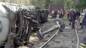 Ett godståg spårade i går ur i närheten av Doverstorp. Två gasolvagnar välte och ett omfattande bärgningsarbete kommer att krävas.
FOTO: TITTI OLOVSSON