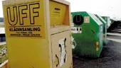 Trots att UFF saknar avtal med kommunen och har ekonomiska problem får de ha sina containrar kvar.
FOTO: TIITI OLOVSSON