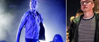 Strages glada nyhet inför Torshällashowen – får dj-förstärkning av goth-ikonen Henric de la Cour: "Otroligt underskattad"