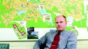 Samma hyror i Finspång. Det föreslår Vallonbygden inför förhandlingarna med Hyresgästföreningen. - Det är inget bra läge att höja hyrorna nu, anser vd Matias Lindberg. FOTO: TITTI OLOVSSON