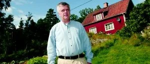 I går mötte han sina plågoandar