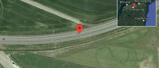 En personbil i trafikolycka