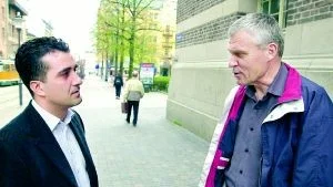 Ottens ägare Nedim Ergul och narkotikapolisens chef Göran Pettersson var några av dem som verkade nöjda när kommunens satsning på utbildning av krogpersonal presenterades i går.
FOTO: JANNE FORSBY