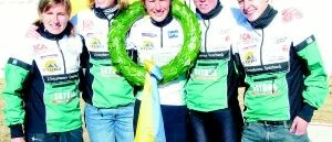 Jenny och Simone bakom damknallen