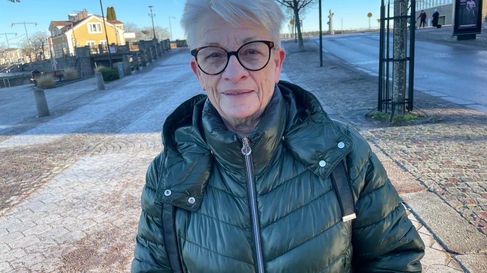 Inga-Lill Andersson från Västervik använder sociala medier nästan dagligen. 