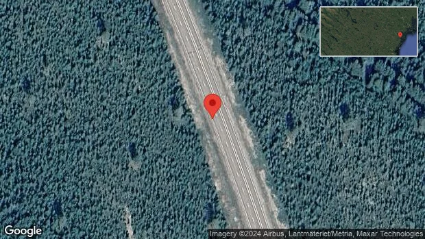 Stopp i ett körfält på grund av en stillastående personbil på E4