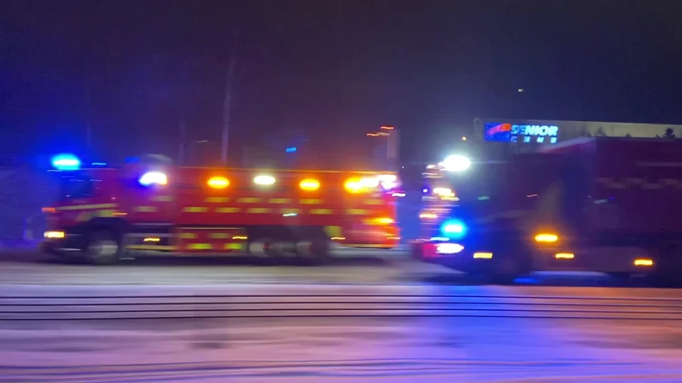 Olyckan på E20 inträffade vid 18-tiden på fredagen.