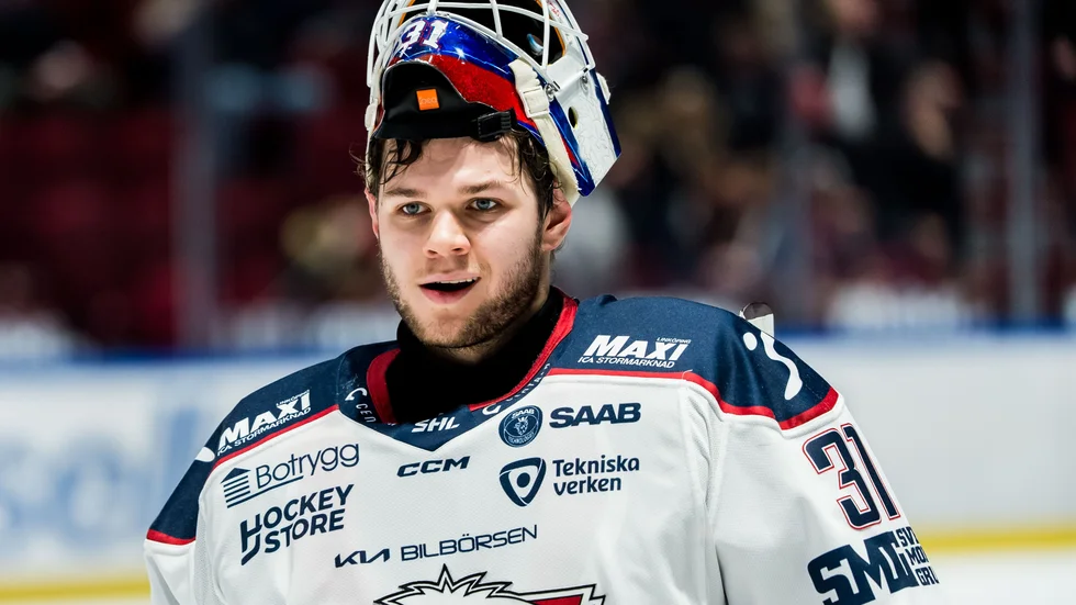 Linköpings målvakt Jesper Myrenberg hyllas av krönikören.