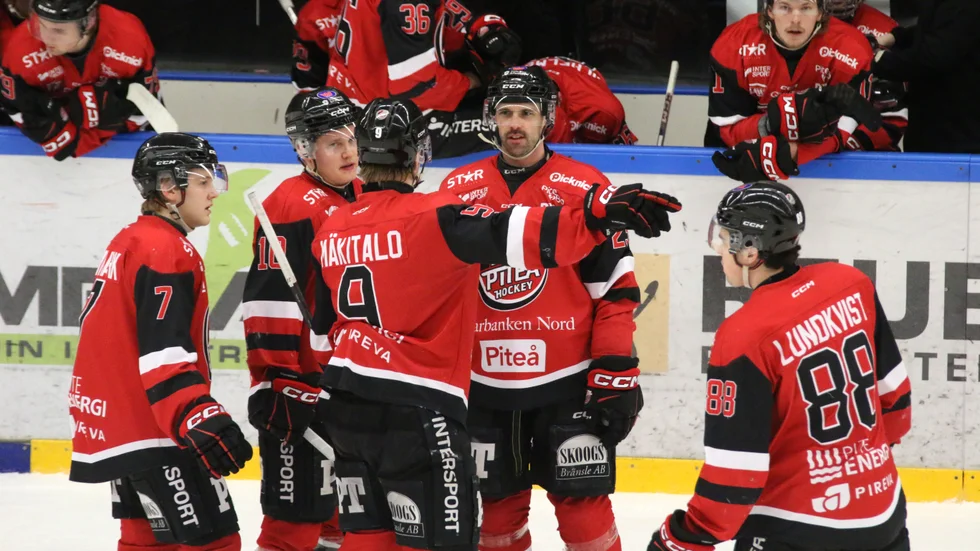 Piteå Hockey möter Hudiksvall.