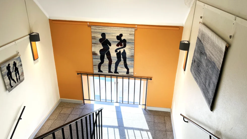 Akademihotellets trapphusgalleri, konstnär Lill Sjöström.