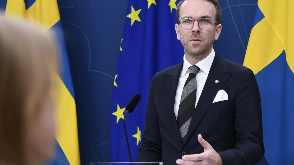 Infrastruktur- och bostadsminister Andreas Carlson (KD) gav beskedet på en presskonferens i morse.