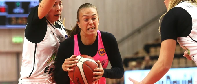 Visby Ladies mötte Alvik Basket – se matchen i repris