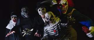 VIDEO: Se reporterns skräck – blir vettskrämd av ond clown