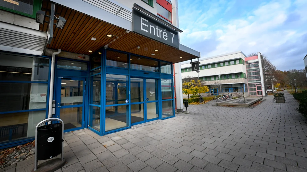 Överbelastad personal kan ha svårare att ge varje patient den tid och uppmärksamhet de behöver, skriver Maria Selldén, Kommunal Region Öst.