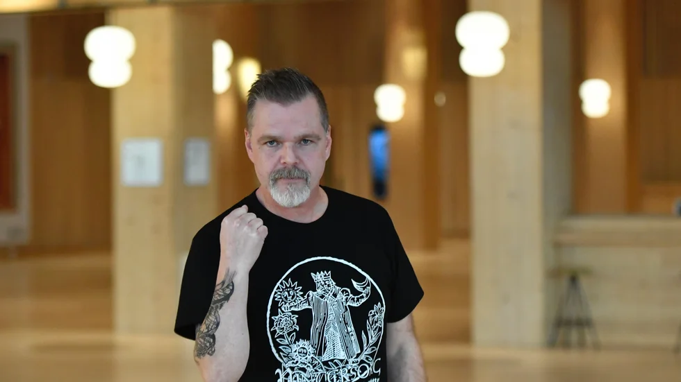 Andreas Hedlund låter meddela att låtlistan till spelningen i Skellefteå redan ligger ute på Spotify. 