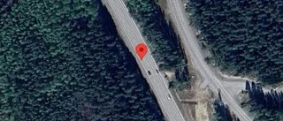 Stopp på väg 97 efter singelolycka