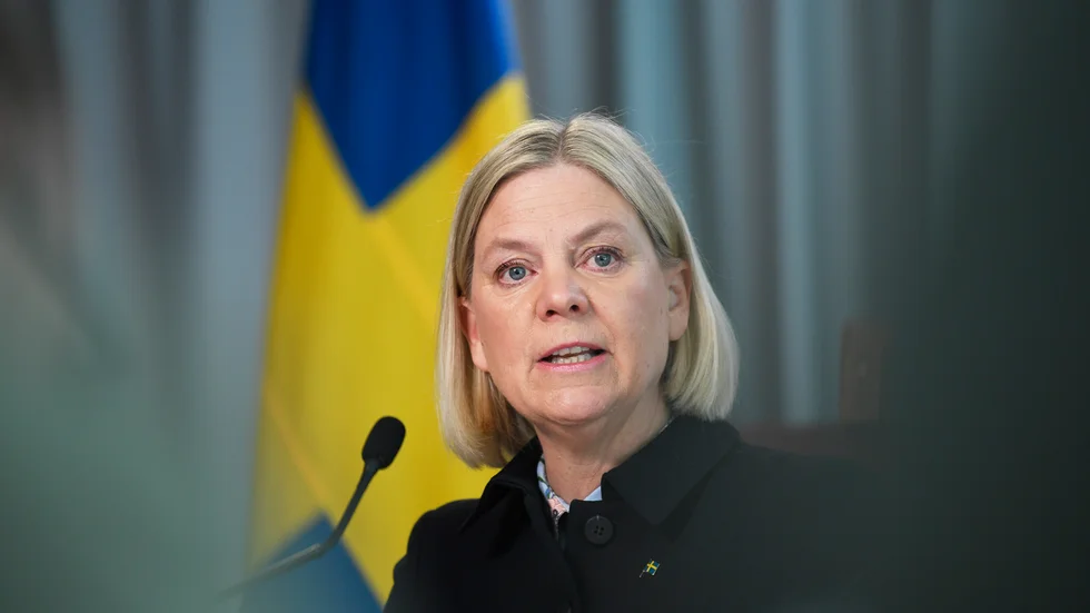 Socialdemokraternas partiledare Magdalena Andersson vill slopa karensavdraget.