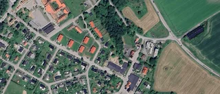Ny ägare tar över fastigheten på Sandebovägen 17 i Östra Husby, Vikbolandet