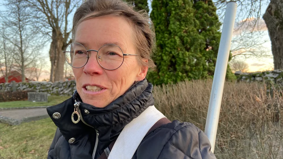Charlotta Medin tycker det är för mycket pengar att betala 1500 per grav för förnyelse av gravrätten.