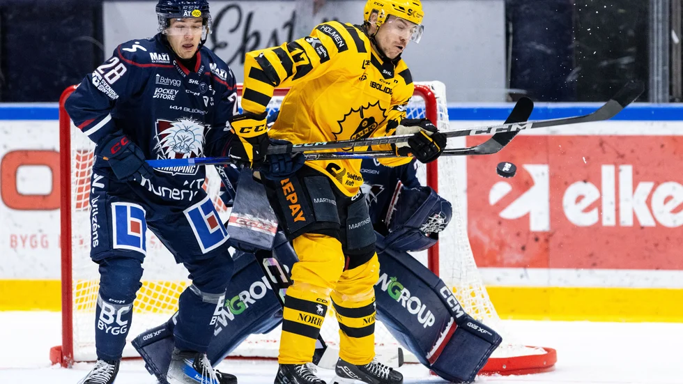 Pär Lindholm är, till skillnad från sitt lag, i strålande form just nu och imponerar i alla detaljer av spelet.