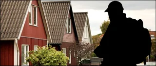 Tre hundar rök ihop – hantverkare hotade ägare med spikpistol