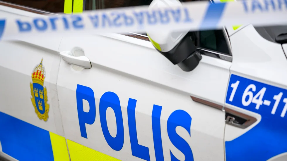 Polis utreder en grov våldtäkt i Köping. Arkivbild.